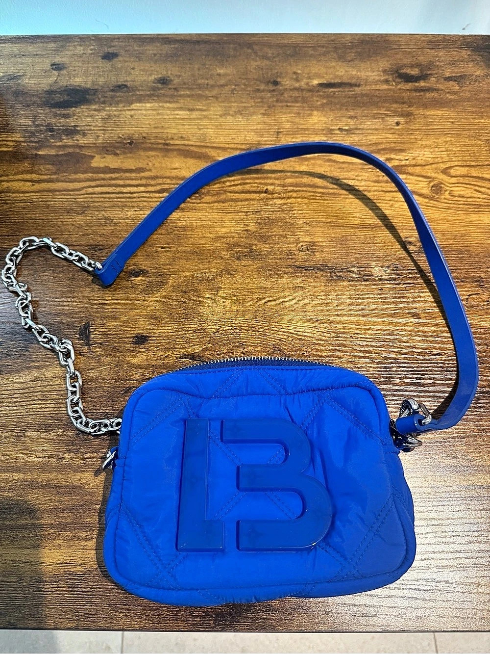 Bimba y Lola Quilted Nylon Crossbody Camera Bag Blue